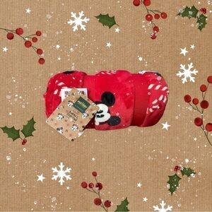 𝅺PRIMARK Disney Mickey throw